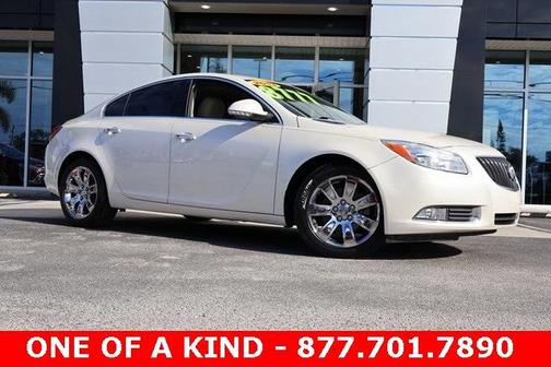 2013 Buick Regal Premium 1