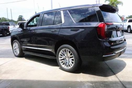 2025 GMC Yukon Elevation