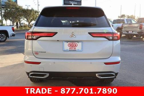 2022 Mitsubishi Outlander ES