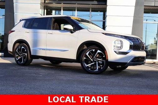 2022 Mitsubishi Outlander ES