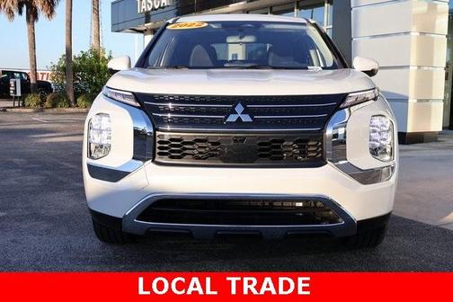 2022 Mitsubishi Outlander ES