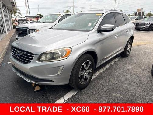 Bright Silver Metallic 2015 Volvo XC60 T6