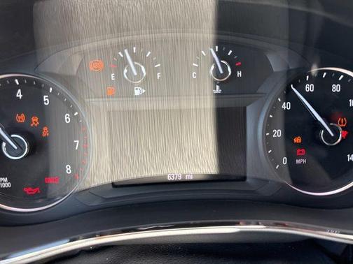 Quicksilver Metallic 2022 Buick Encore Preferred