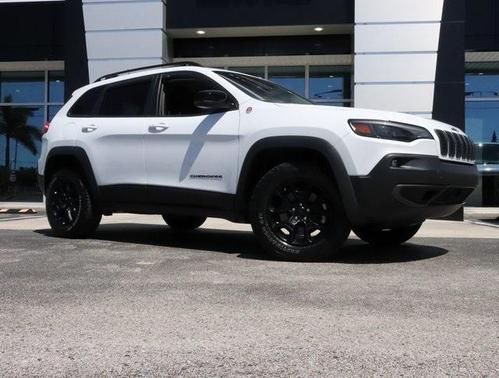2022 Jeep Cherokee Trailhawk