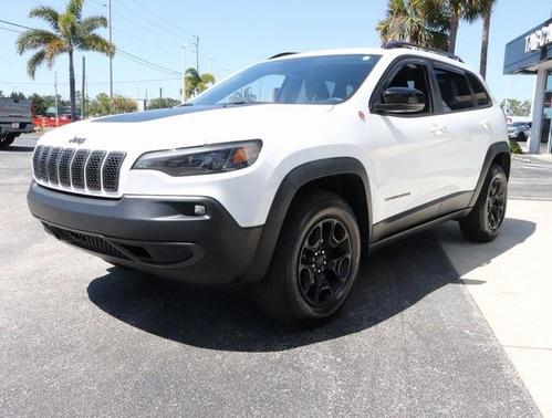 2022 Jeep Cherokee Trailhawk