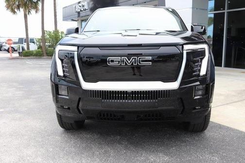 2025 GMC Sierra EV Denali