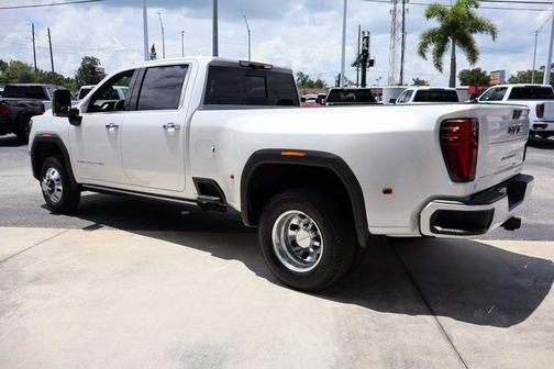 2024 GMC Sierra 3500 Denali