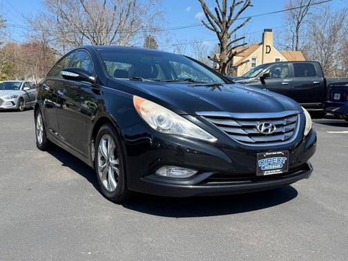 2011 Hyundai SONATA Limited