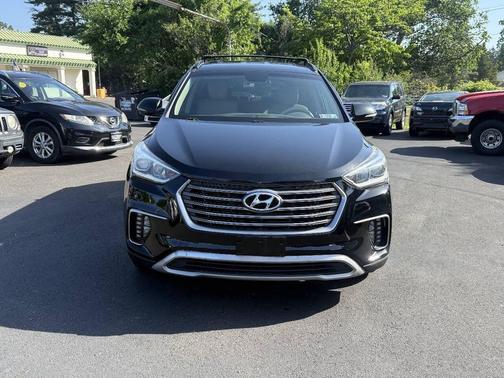 Becketts Black 2017 Hyundai SANTA FE SE