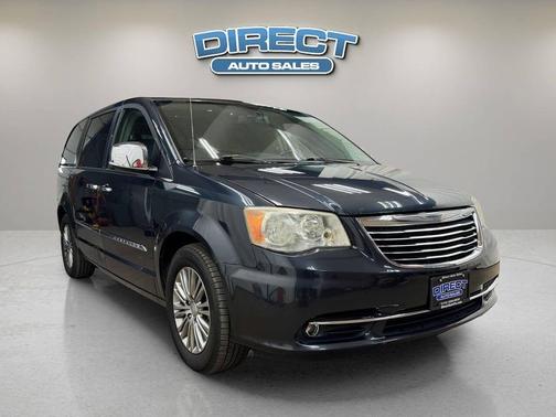 2014 Chrysler Town & Country Touring