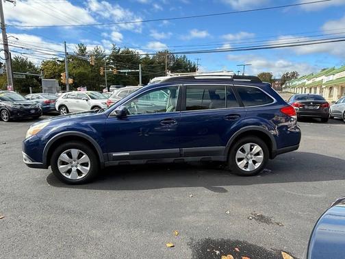 2011 Subaru Outback 3.6 R Premium