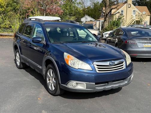 2011 Subaru Outback 3.6 R Premium