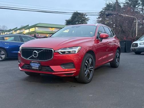 2020 Volvo XC60 T6 Momentum