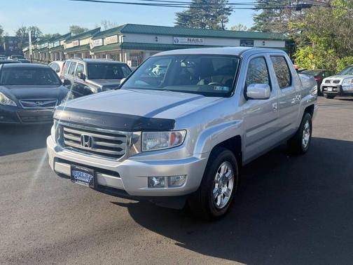 Alabaster Silver Metallic 2013 Honda Ridgeline RTS
