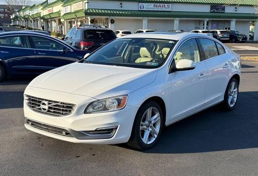 2015 Volvo S60 T5 Premier
