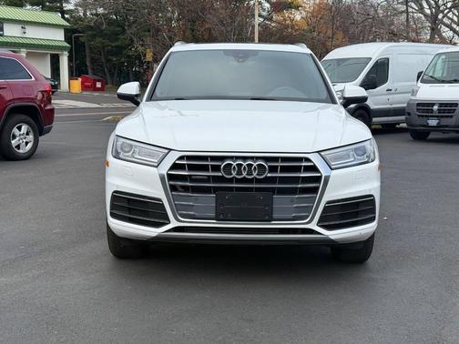 2020 Audi Q5 45 Premium