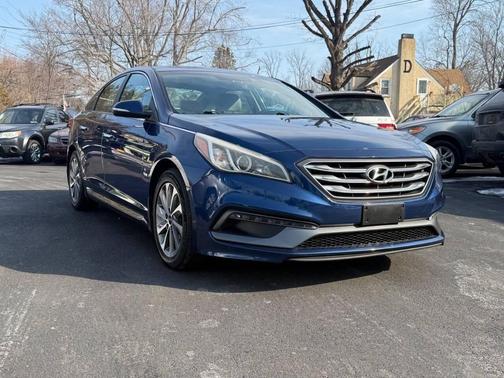 2015 Hyundai SONATA Sport