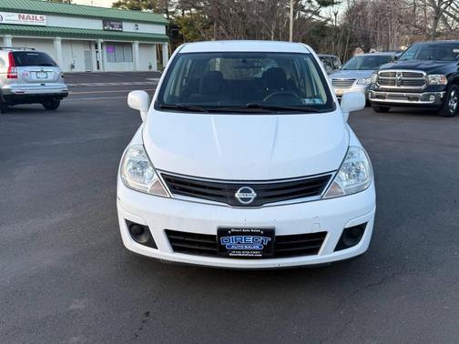 Fresh Powder 2010 Nissan Versa 1.8 S