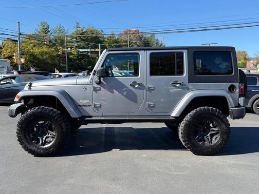 2015 Jeep Wrangler Unlimited Altitude