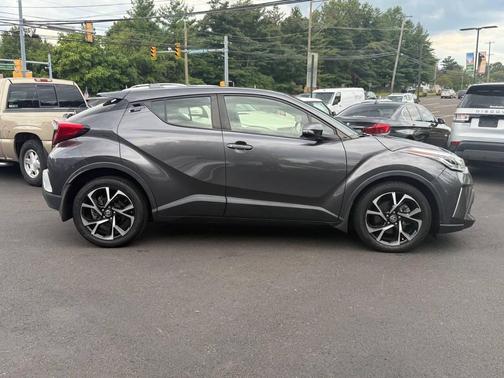 2020 Toyota C-HR XLE