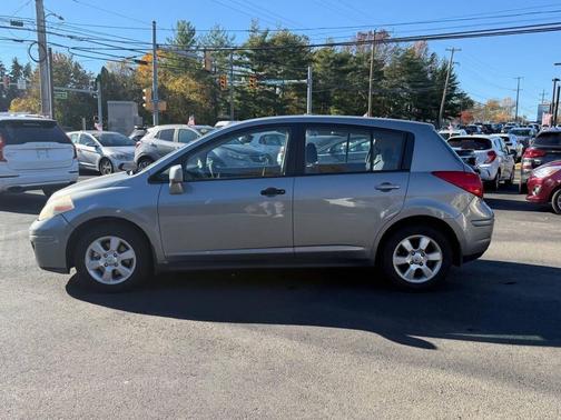 2009 Nissan Versa 1.8 S