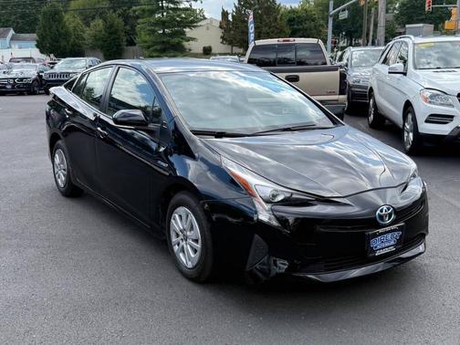 2016 Toyota Prius Two