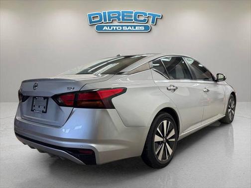 2021 Nissan Altima 2.5 SV