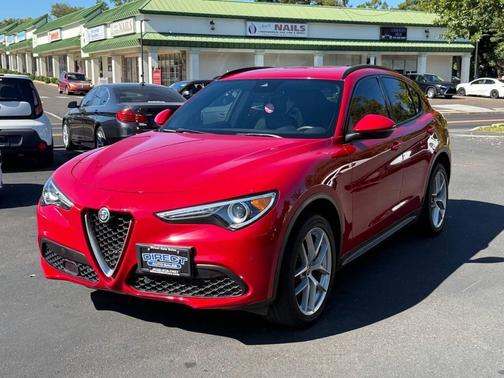 2018 Alfa Romeo Stelvio Ti Sport