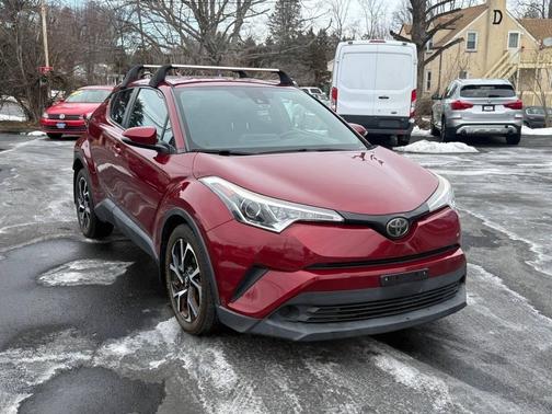 2018 Toyota C-HR XLE 4dr Crossover