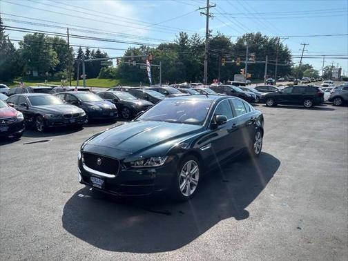 2017 Jaguar XE 35t Prestige