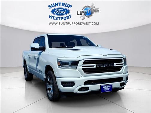 Bright White Clearcoat 2023 RAM 1500 Laramie