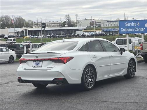 2020 Toyota Avalon Touring