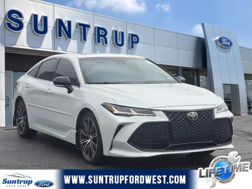 2020 Toyota Avalon Touring