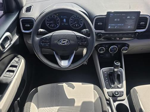 2020 Hyundai VENUE SEL