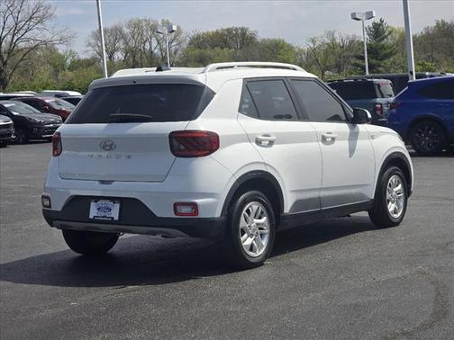 2020 Hyundai VENUE SEL