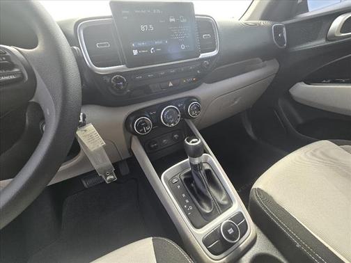 2020 Hyundai VENUE SEL