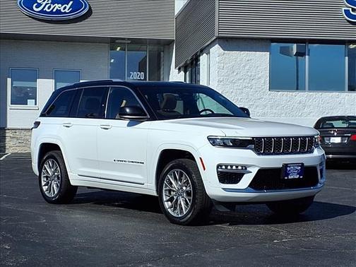 2022 Jeep Grand Cherokee Summit