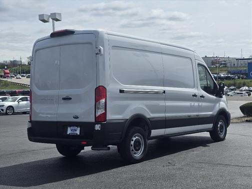 2025 Ford Transit-250 148 WB Medium Roof Cargo