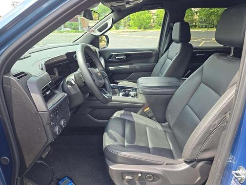Lakeshore Blue Metallic 2025 Chevrolet Tahoe LT