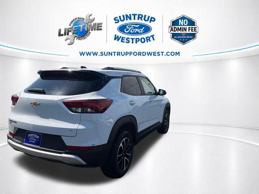 Summit White 2025 Chevrolet Trailblazer LT