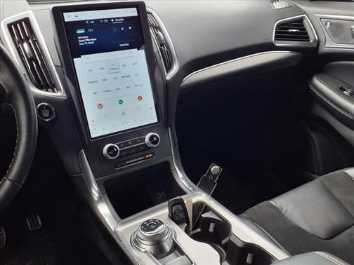 2023 Ford Edge ST