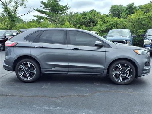 2023 Ford Edge ST