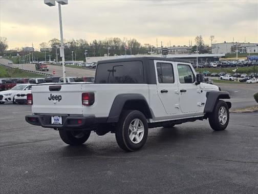 2023 Jeep Gladiator Sport