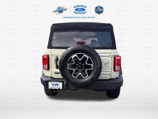 Desert Sand 2025 Ford Bronco Base
