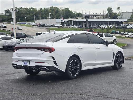 2024 Kia K5 GT-Line