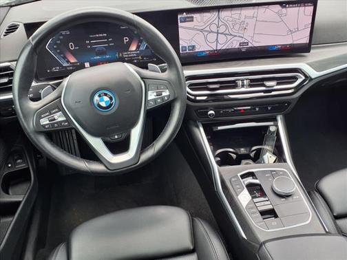 2023 BMW 330e xDrive