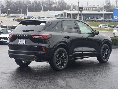 2025 Ford Escape ST-Line Elite