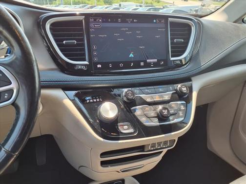 2021 Chrysler Pacifica Hybrid Touring L