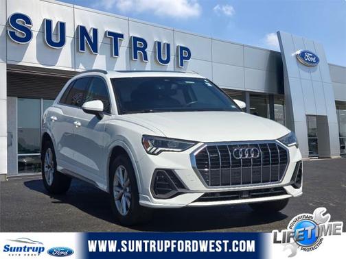 2024 Audi Q3 45 S line Premium
