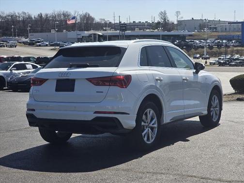 2024 Audi Q3 45 S line Premium